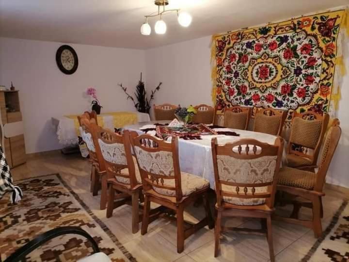 Pensiunea Brezu Sighetu Marmatiei Luaran gambar